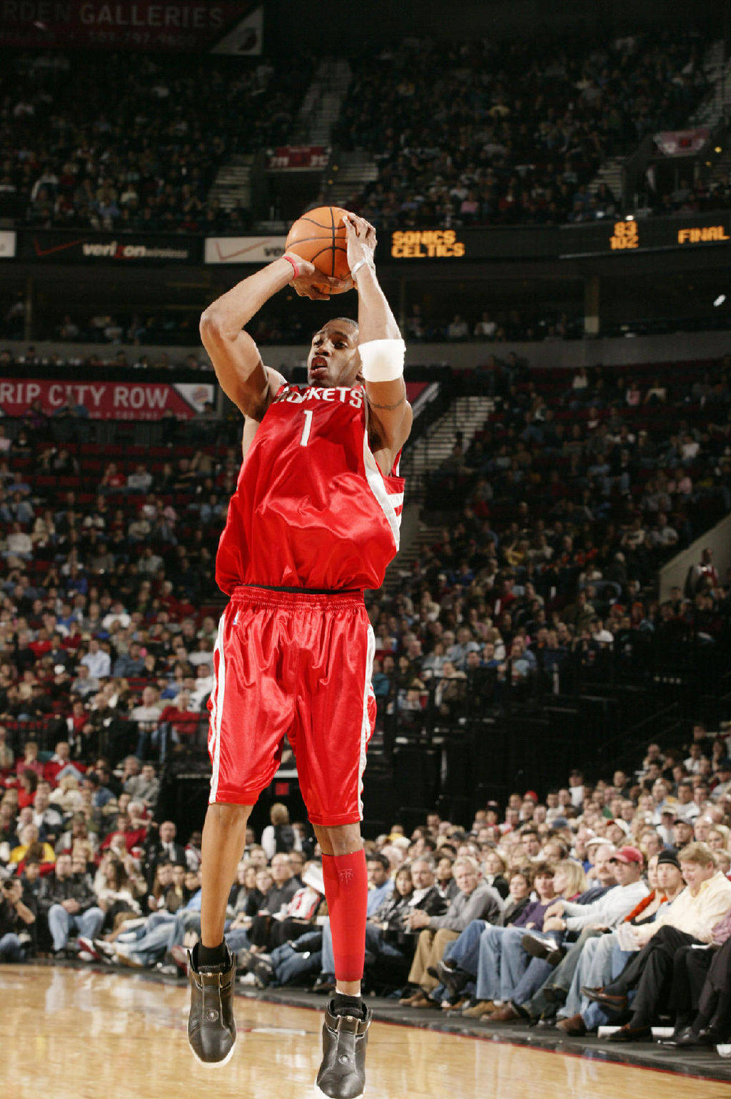 欧冠切尔西21头名出线斯特林破门新援首秀建功