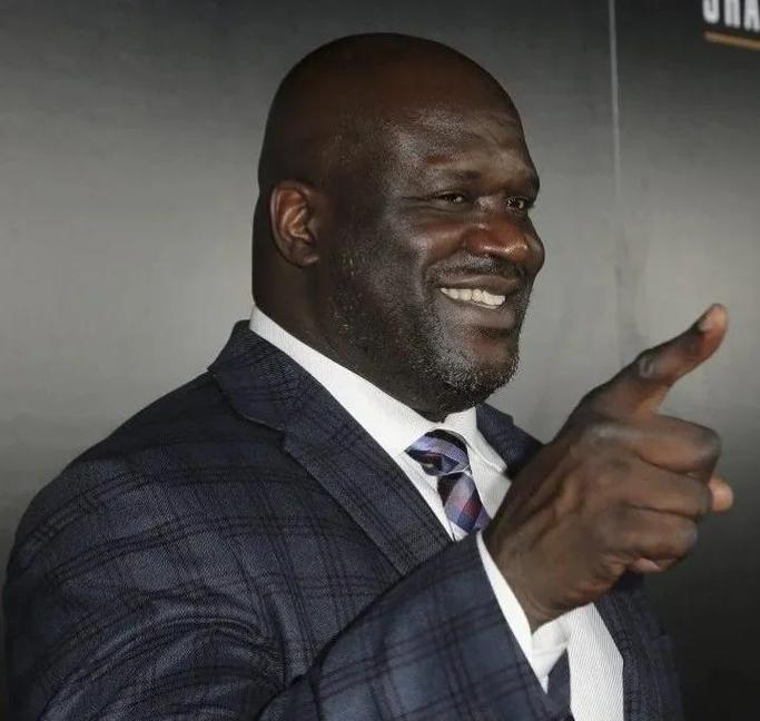 解说到了一个亚冠精英联赛的超巨失误…