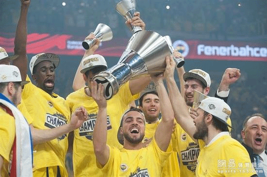 罗欣棫展现中国女篮精气神