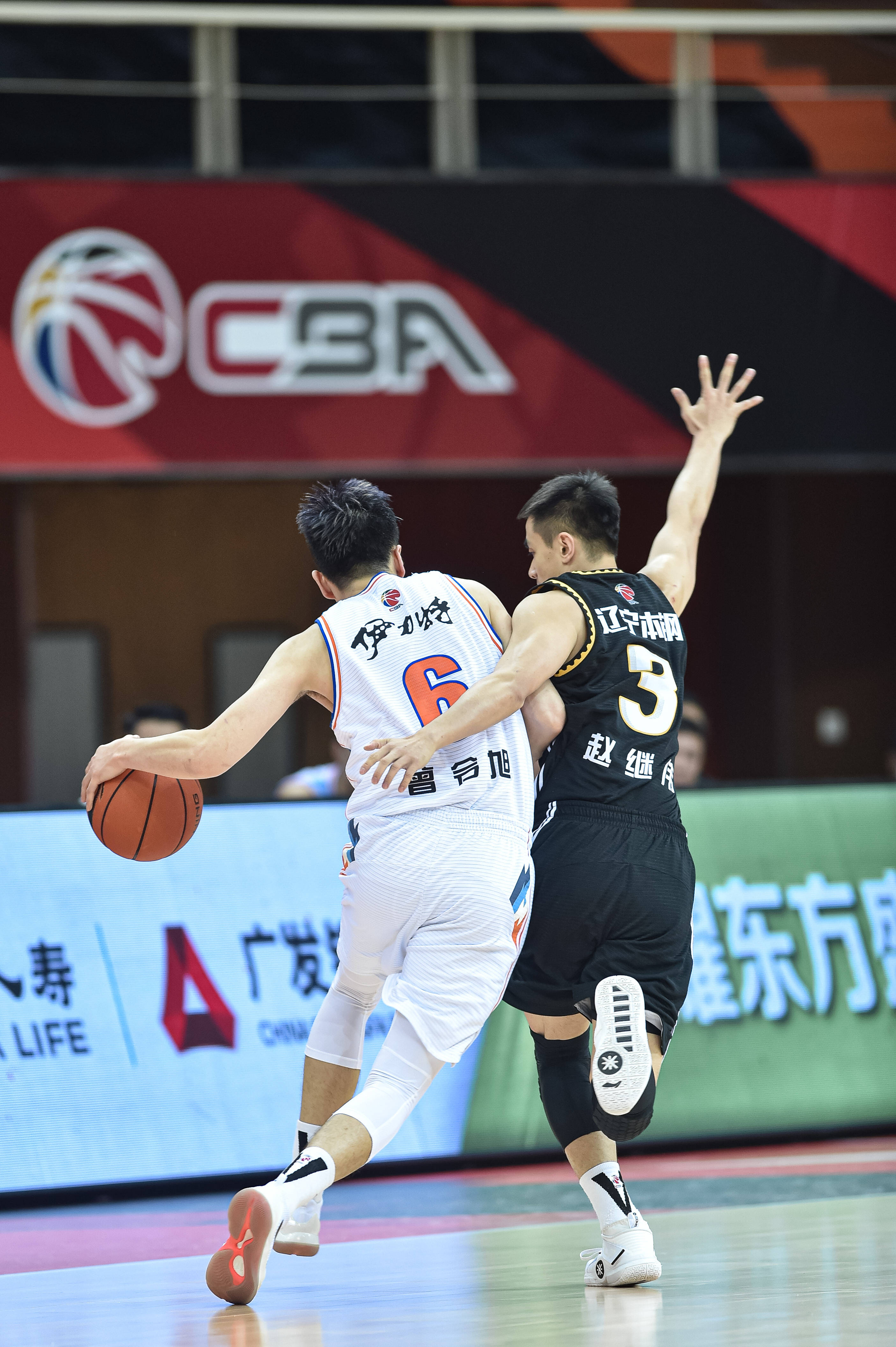 游泳焦点赛事回顾 决赛表现数据解析
