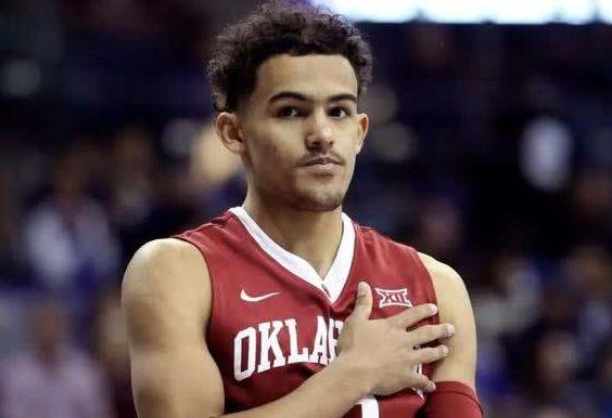 詹姆斯：防守时我们要拧成一根绳，并且时刻保持沟通