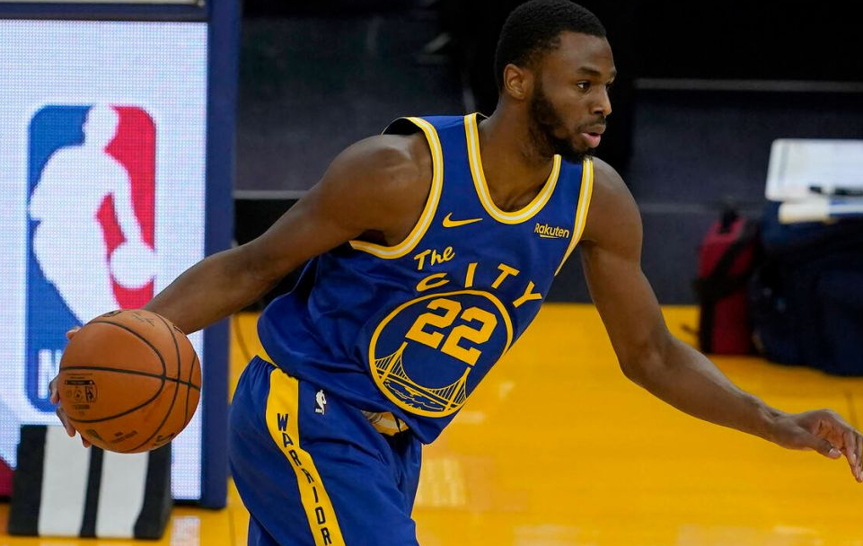 雄鹿队面临挑战！利拉德因伤缺阵，字母哥或引爆球员交易市场