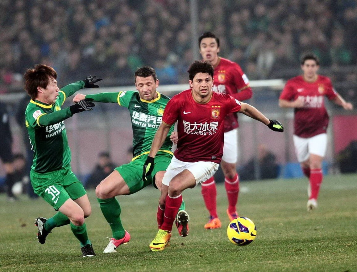 亚洲之光的寒冬：孙兴慜低谷期里，韩国足球在找什么解药？